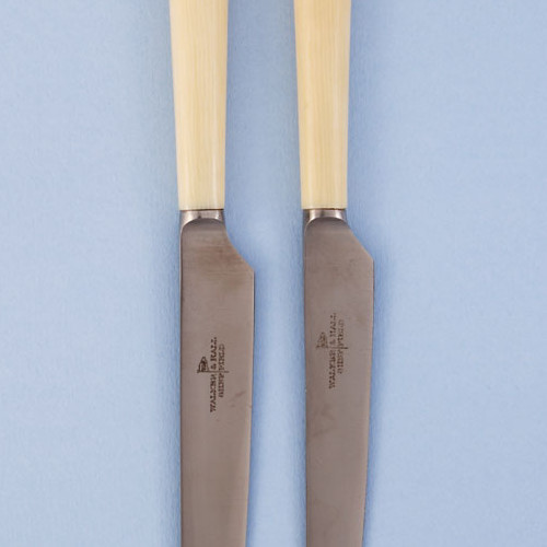 walker-hall-knives_500x500_acf_cropped