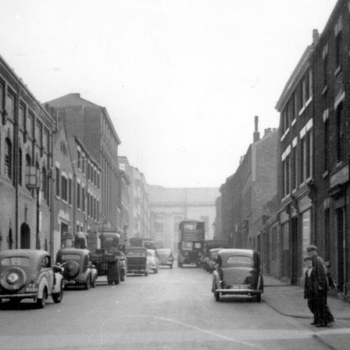 edwin-hunter-eyre-street_500x500_acf_cropped