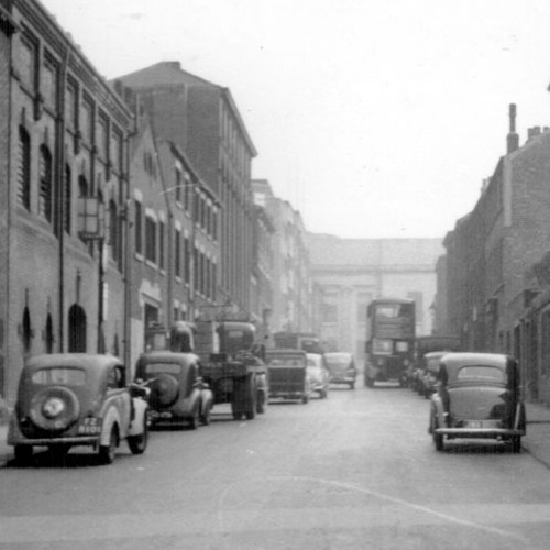 edwin-hunter-eyre-street_500x500_acf_cropped