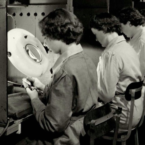 swann-morton-blade-inspection-b-w_500x500_acf_cropped